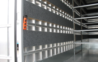 ALDOM - Panelock internal wall carpet protector, load system