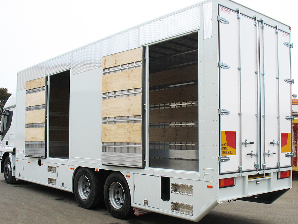 ALDOM - Panelock furniture body side access and rear doors