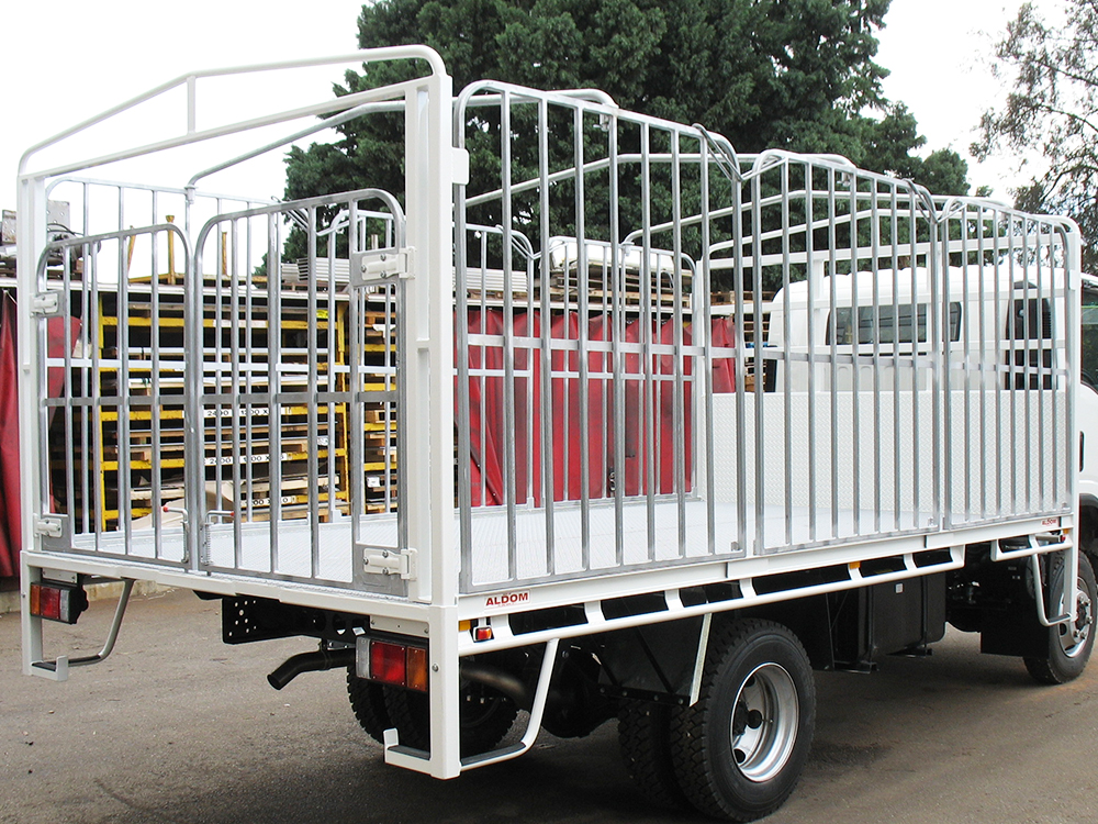 ALDOM - Flat bed tray with gates and arch tarp connectors